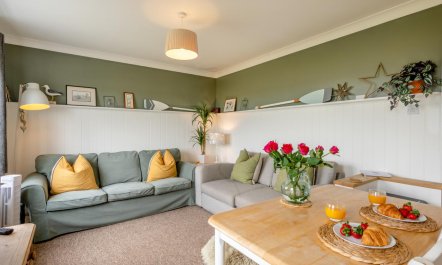 1 Bed in Eccles-on-Sea 8