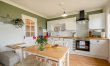 1 Bed in Eccles-on-Sea 1