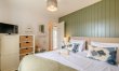 1 Bed in Eccles-on-Sea 3