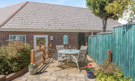 3 Bed in Bridport 8