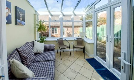 3 Bed in Bridport 2