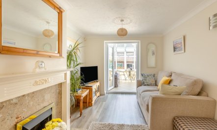 3 Bed in Bridport 3