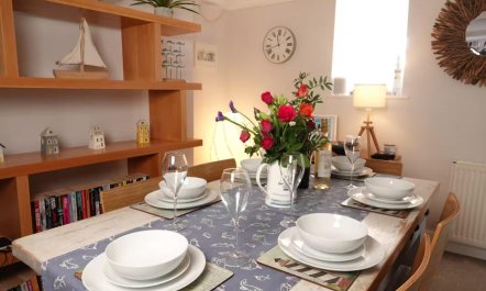 4 Bed in Brixham 5