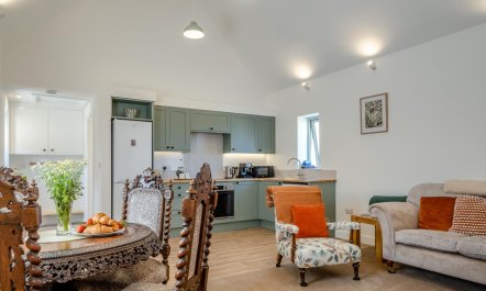 2 Bed in Ventnor 5