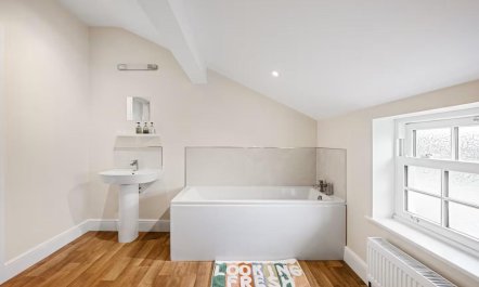 3 Bed in Marishes 8