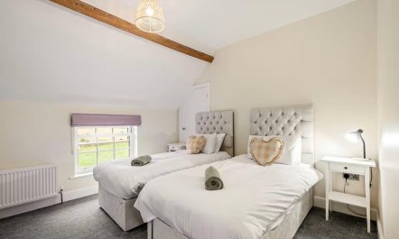 3 Bed in Marishes 6