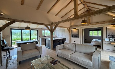 2 Bed in Crundale 2