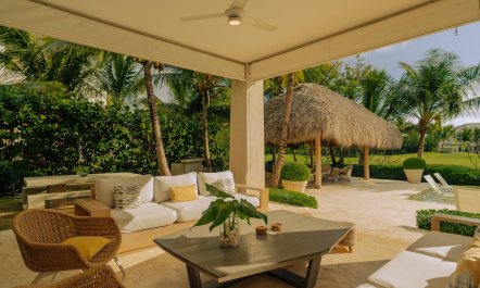 Palapa & Palm 9
