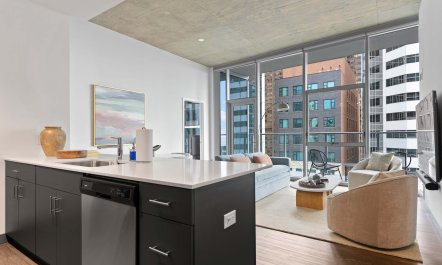 Cloudline Serenity 8