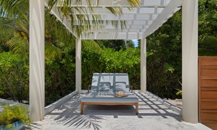 Leeward & Saltwater 9