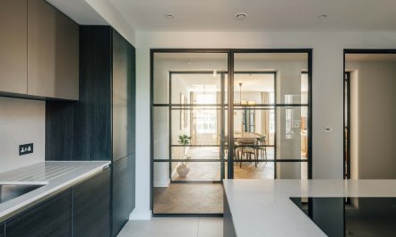Pimlico Rose 9