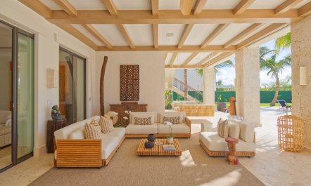 Palapa and Par 7