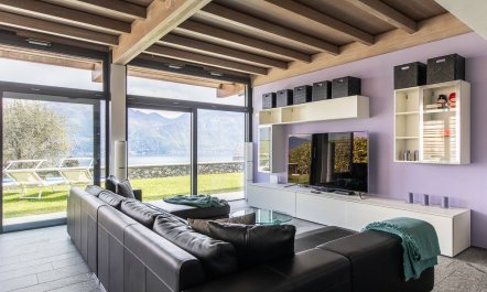 Como Through Glass