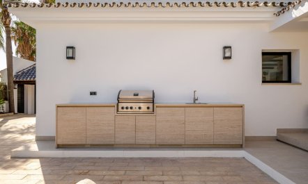 Marble & Mediterranean 8