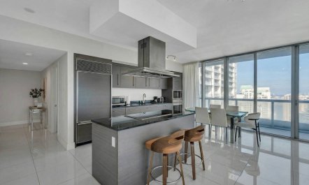 Brickell in the Clouds 8