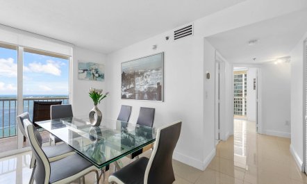 Brickell Above the Bay 6