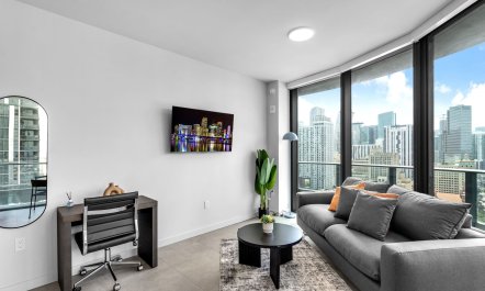 Miami Majestic 2