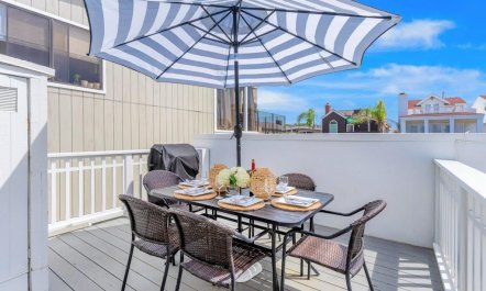 Salt Air Terrace 1