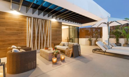 Sleek Paradise 7