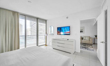 Brickell Key Horizon 8