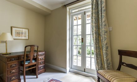 Knightsbridge Wonder 6