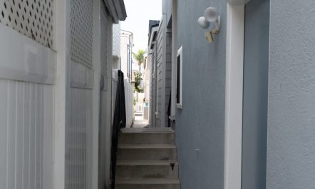 Balboa Charm 9