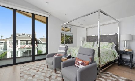Oak & Island 9
