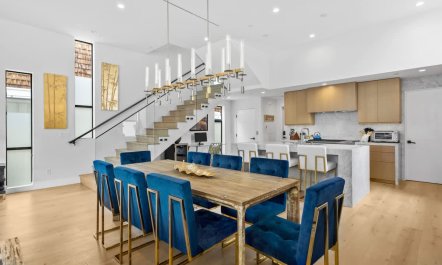 Oak & Island 4