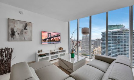 Above Brickell 5