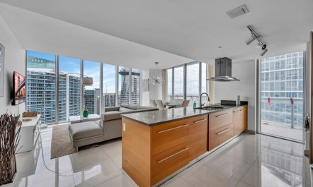 Above Brickell 9
