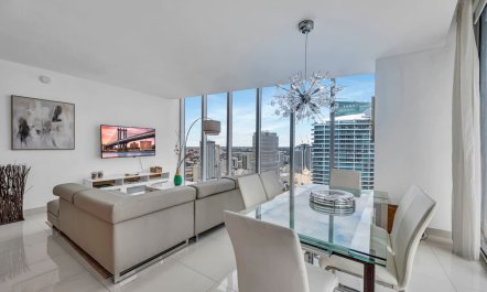 Above Brickell 8
