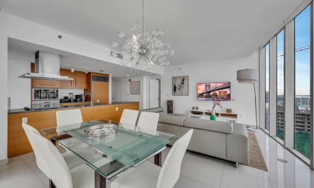 Above Brickell 6