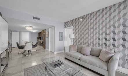 Brickell Resort Living 2