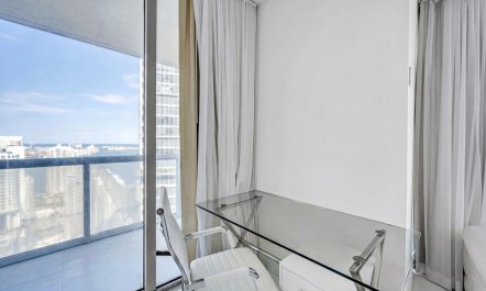 Brickell at Altitude 6
