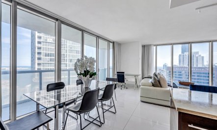 Brickell at Altitude 5