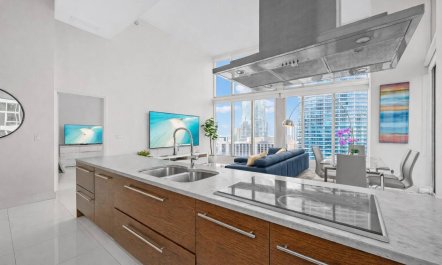 Brickell at Twenty-Eight 4