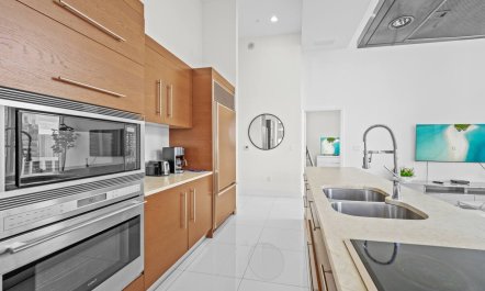 Brickell at Twenty-Eight 5