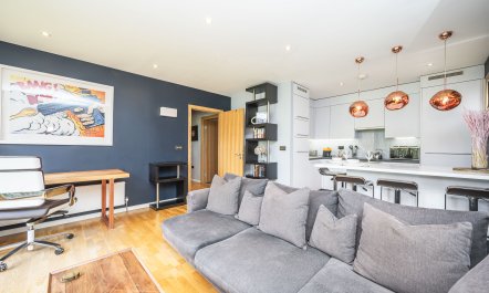 Bermondsey Blue 5
