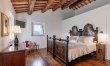 Olive Hilltop 9