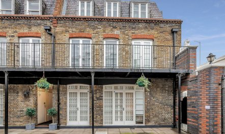 Paddington Pearl 2