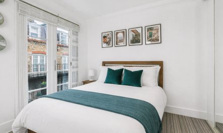 Paddington Pearl 8
