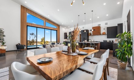 Glass & Mesa 8