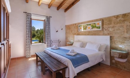 Stone & Tramuntana 6