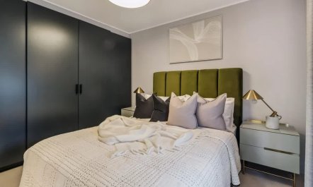 Mews & Mayfair 5