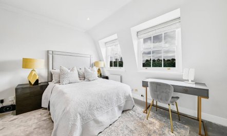 Stucco and Hyde 7