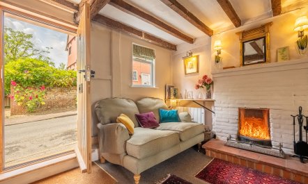 The Wool Weaver's Hideaway 2