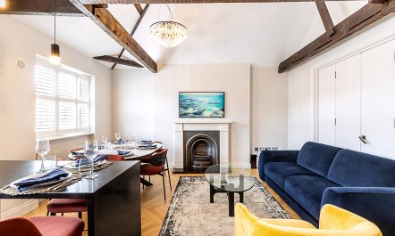 Beams Over London 2