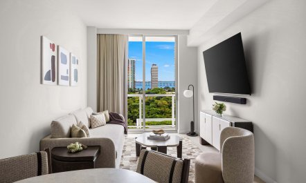 Brickell Cabana 2