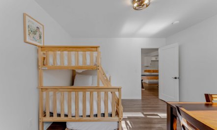 Modern Pine 7