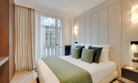 Paris Jewel 9